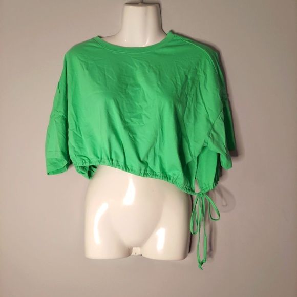Green Cropped  Drawstring Short-Sleeve Top - Picture 2 of 9